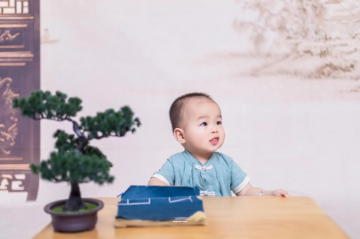 包头宝宝喉咙长泡发烧